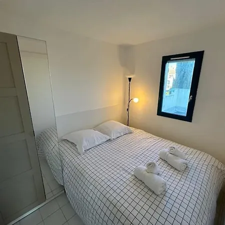 Domaine D'azur - Renovated 1br With Terrace Pool & Garage Appartamento