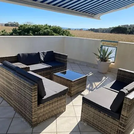 Domaine D'azur - Renovated 1br With Terrace Pool & Garage Appartamento Le Lavandou